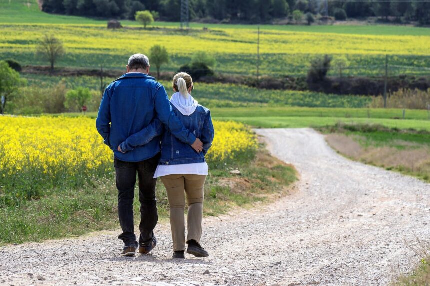 Marriage strongly associated with optimal health and well-being in men as they age