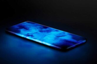 xiaomi_quad_curved_waterfall_display_concept_phone_angled_press_image.jpg