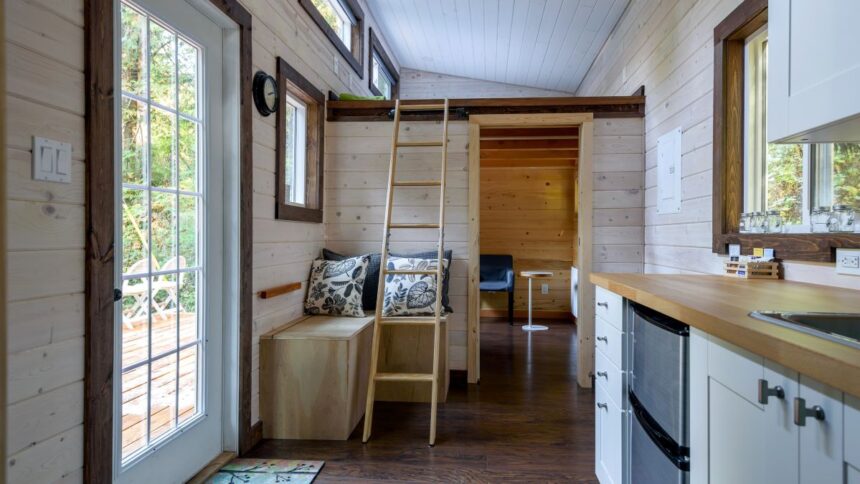 4 Tips for Buying a Tiny Home Kit