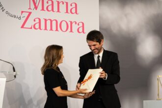 'Alcarràs'' Maria Zamora Accepts Spain's National Cinematography Award