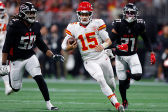 Chiefs hold on, Cowboys fall short, Vikings dominate again; Tennessee makes a statement