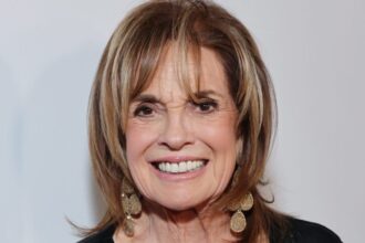 Dallas' Linda Gray Pitching Movie Playing a Ghost Haunting Southfork