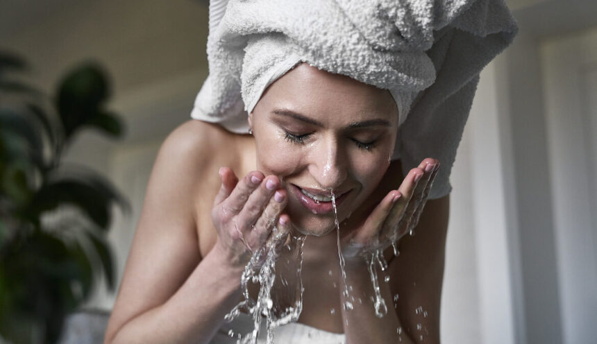 Dunking Your Face in Ice Water Can Help Migraines