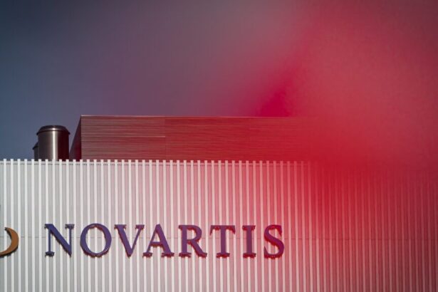 FDA OK’s expansion of Novartis breast cancer therapy