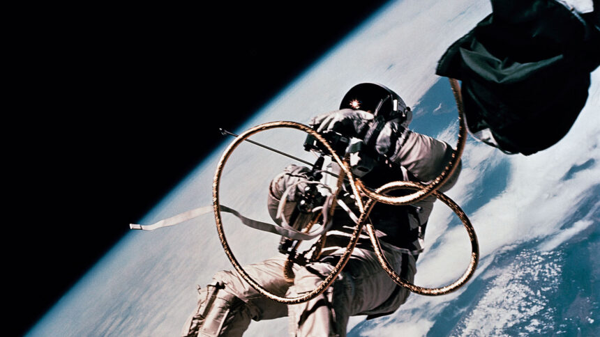 How does Polaris Dawn fit into the history of spacewalks?