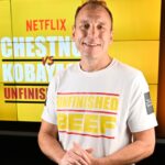 Joey Chestnut Beats Kobayashi in Netflix's Hot Dog-Eating Contest