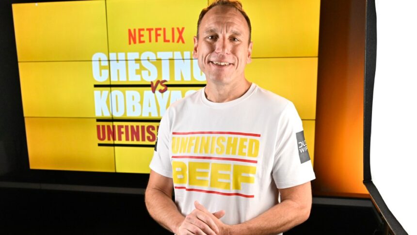 Joey Chestnut Beats Kobayashi in Netflix's Hot Dog-Eating Contest