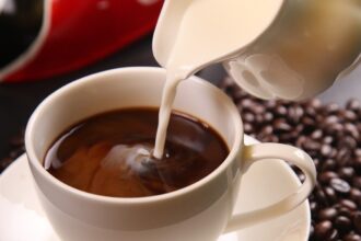 Moderate caffeine consumption associated with lower risk of developing multiple cardiometabolic diseases, study finds