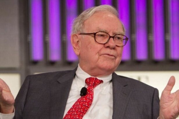 Oracle Of Omaha Sends A Warning? Buffett's Aggressive Bank Of America Stock Sales Raise Eyebrows