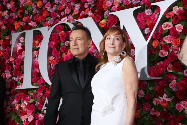 Patti Scialfa, Bruce Springsteen’s Wife and Bandmate, reveals cancer diagnosis