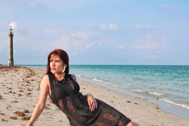 A Simple Guide To Buying A Swimsuit Cover-Up
