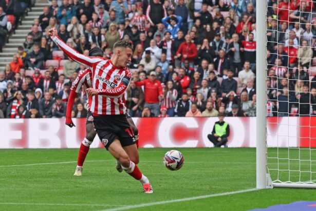 Sunderland’s 17-year-old wonderkid Chris Rigg analyses his brilliant backheel goal