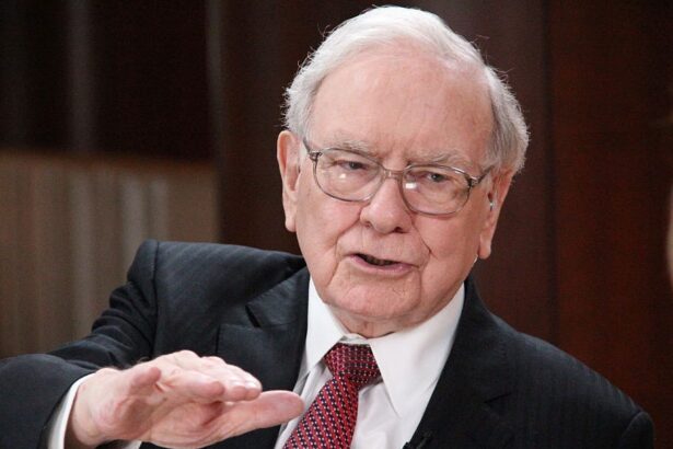 Warren Buffett’s  billion bet on Occidental Petroleum turns sour as oil prices hit a 3-year low
