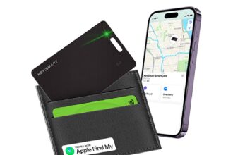 Are you the friend that's always misplacing your wallet? You need this tracking card