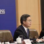 Chinese finance minister hints at increasing the deficit at highly anticipated briefing