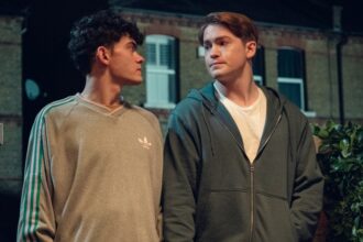 'Heartstopper' Season 3 Sex Scene Is Tender and Emotional