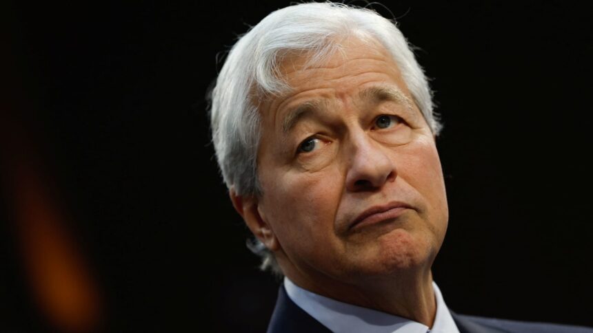 JPM's Dimon says geopolitical risks 'treacherous and getting worse'