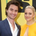 Kelsea Ballerini Gushes Over Boyfriend Chase Stokes