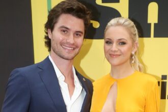 Kelsea Ballerini Gushes Over Boyfriend Chase Stokes