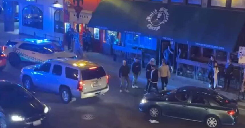 Man stabbed, critically injured at Gold Coast bar