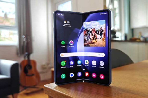 Samsung Galaxy Z Fold FE Release Date, Price & Specs Rumours