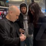 Selena Gomez Gives Homeless Man $20 for Food in NYC