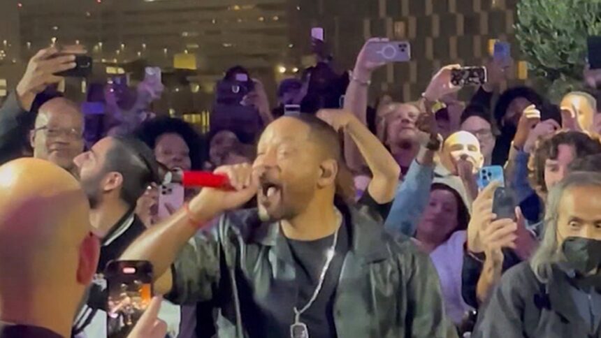 Will Smith Pumps Up Crowd at Grammy Museum With Performances