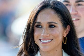 16 Timeless Fall Sweaters to Channel Meghan Markle's Posh Style