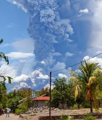 Australia-Indonesia flights disrupted by volcano