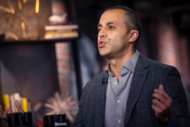 Databricks nears multibillion funding round at  billion valuation