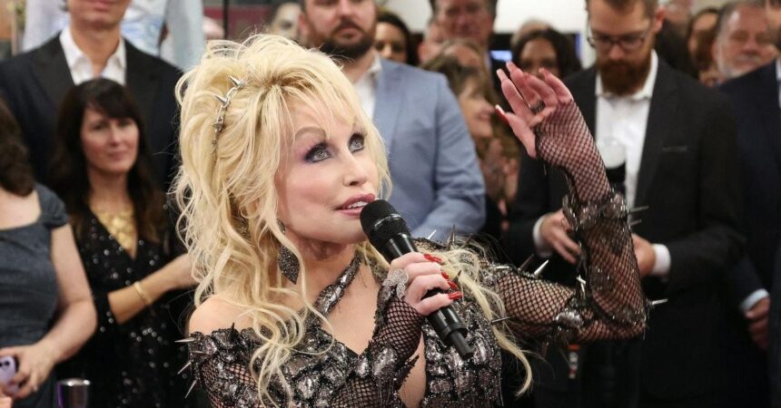 Dolly Gives Rare Insight Into Home Life With Her Reclusive Husband