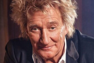 'Dying' Rod Stewart Paying $300K For 'Farewell Gig' At Glastonbury