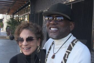 Jasmine Guy and T.C. Carson On Board For "A Different World" & "Living Single" Crossover