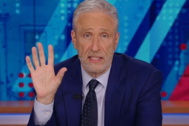 Jon Stewart Ends 'Daily Show' With Hope as Kamala Harris Trails Trump