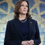 Kamala Harris Expected to Appear on 'SNL' in Bid for White House