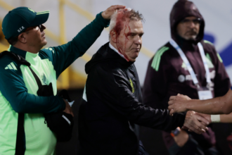 Mexico head coach Javier Aguirre bloodied by thrown can following loss to Honduras in Concacaf Nations League