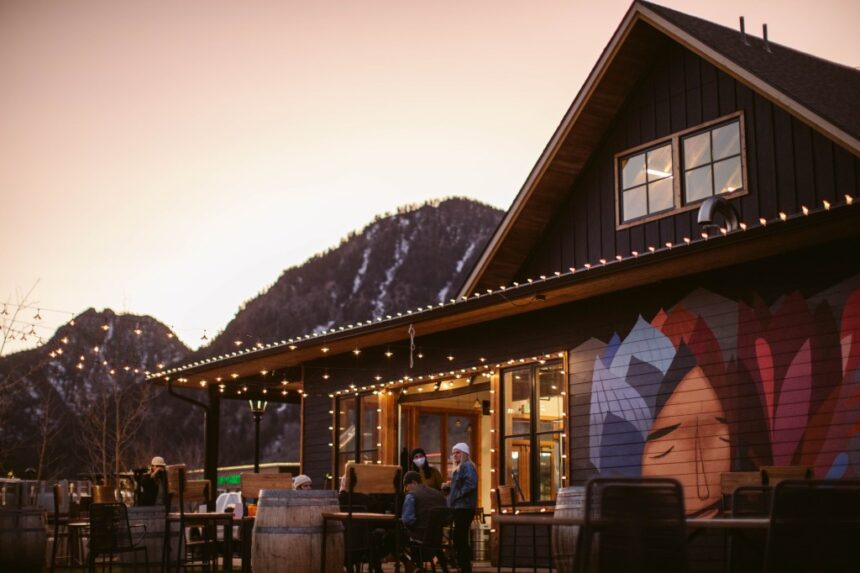 Outer Range Brewing is the best après-ski bar in the North America