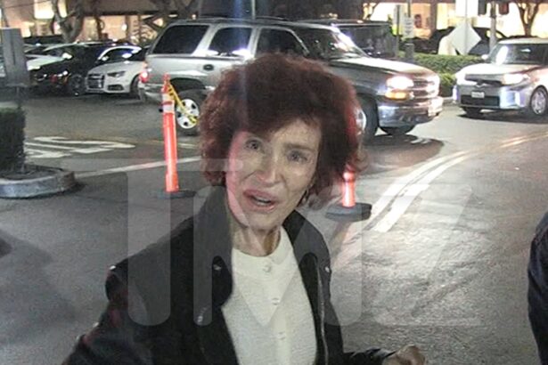 Sharon Osbourne Says She’s Not Cooking Thanksgiving Dinner