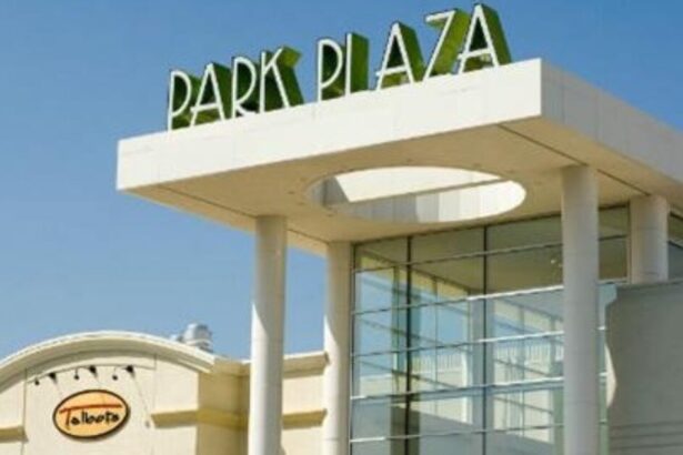 Two Injured in Shooting at Arkansas Mall on Black Friday |