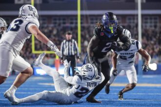 Ashton Jeanty didn’t win the Heisman, but he’s still chasing history at Boise State