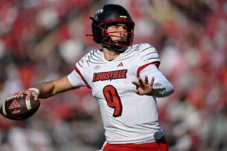 Louisville v Stanford - Source: Getty