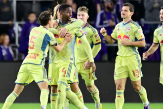 Classic MLS sides Los Angeles Galaxy and New York Red Bulls square off in MLS Cup finals; Spurs face Chelsea