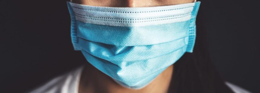 Disinfecting, wearing masks can stop virus spreading at airports