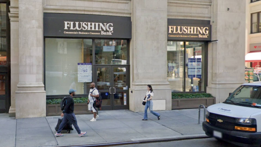 Flushing Financial seeks to raise $70 million