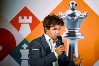 How Magnus Carlsen’s jeans sparked a chess controversy