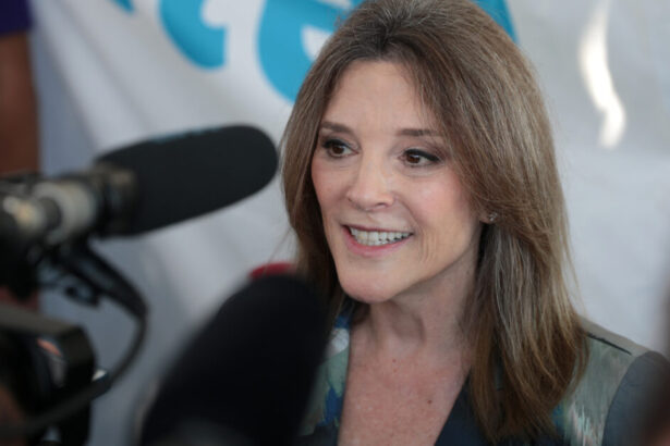 Kooky Marianne Williamson Declares Long Shot Bid For DNC Chair — Wants to ‘Reinvent the Party From the Inside Out’ |
