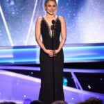 Kristen Bell Will Return As Host of the 2025 SAG Awards on Netflix