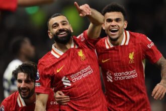 Liverpool score six goals vs. Tottenham, build four-point lead atop Premier League table at Christmas