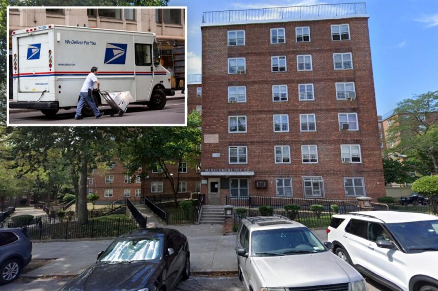 Mailman stabs co-worker inside NYC apartment as cops discover gruesome blood trail: sources