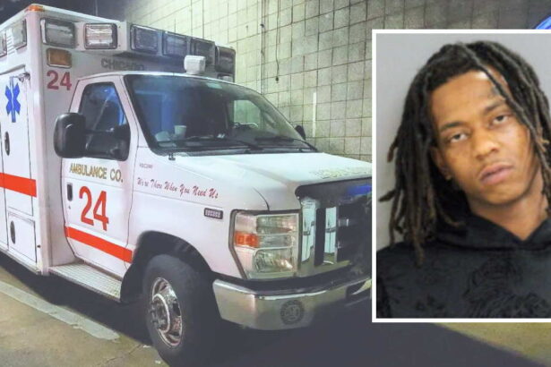 Man charged with robbing Chicago Fire Department ambulance crew